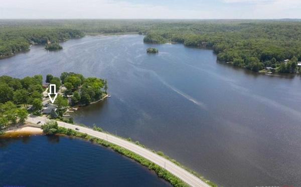 Lakeside Getaway With Dock, Firepit, Grill Newaygo Экстерьер фото